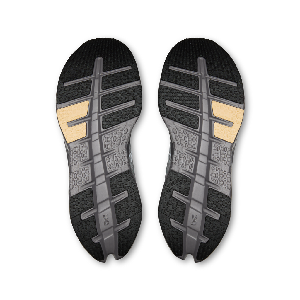 On Running Men's Cloudrunner 3