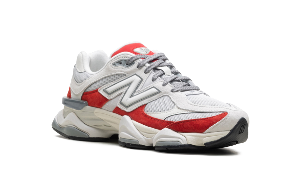 9060 "White Red" U9060JBE
